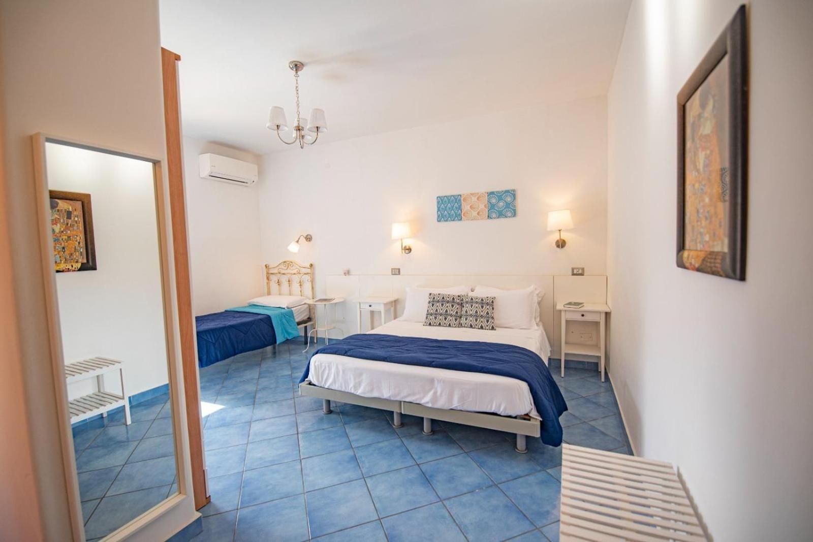 Sonnino B&B Procida Rum bild